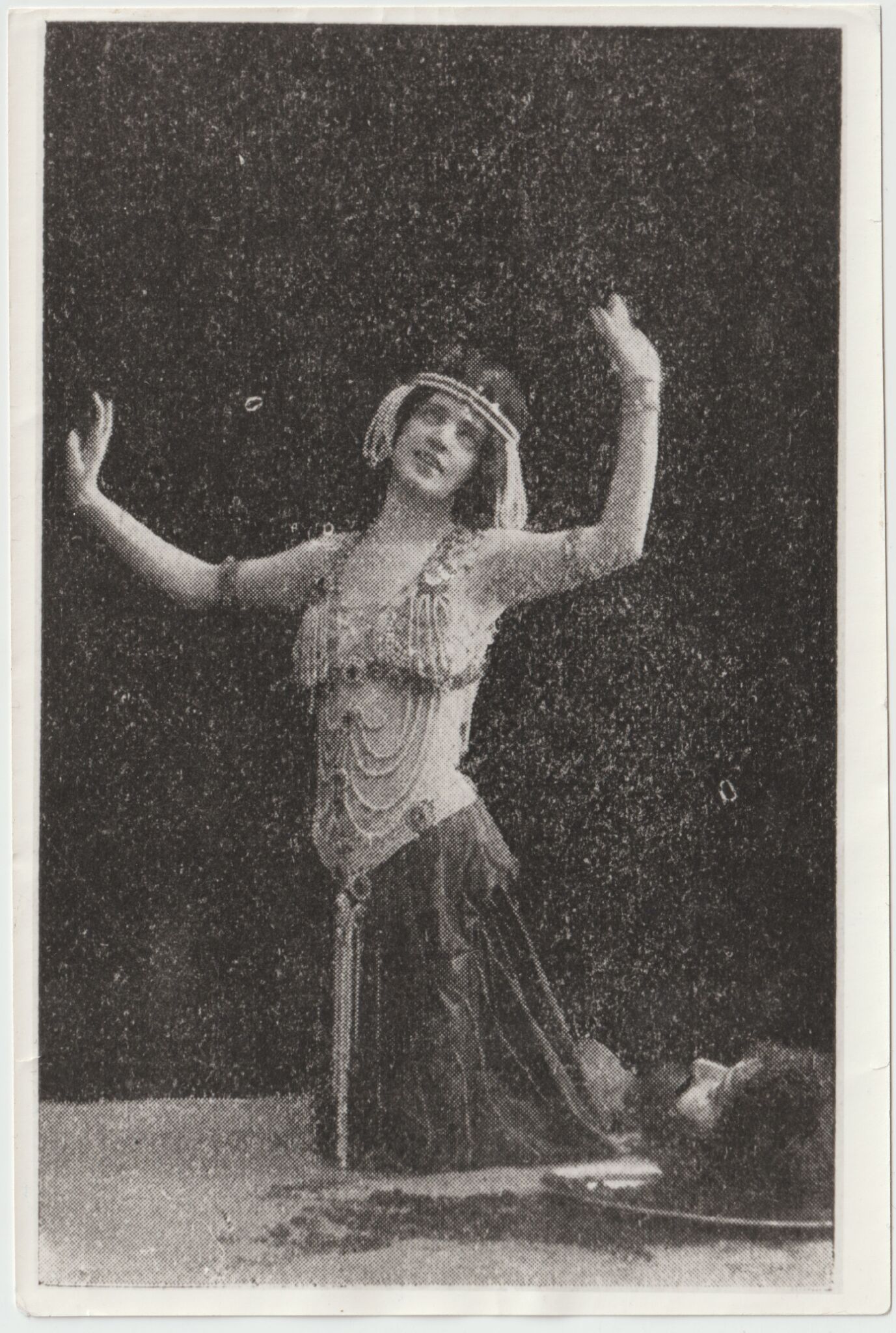 Maud Allan 51_2008-1-16_026