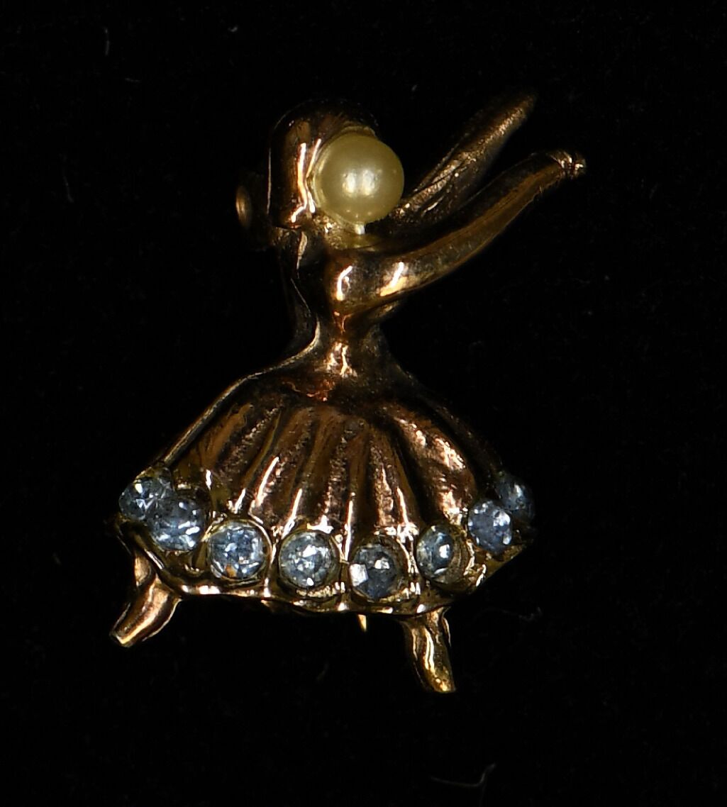 Ballet Pin / Épingle de ballet 26