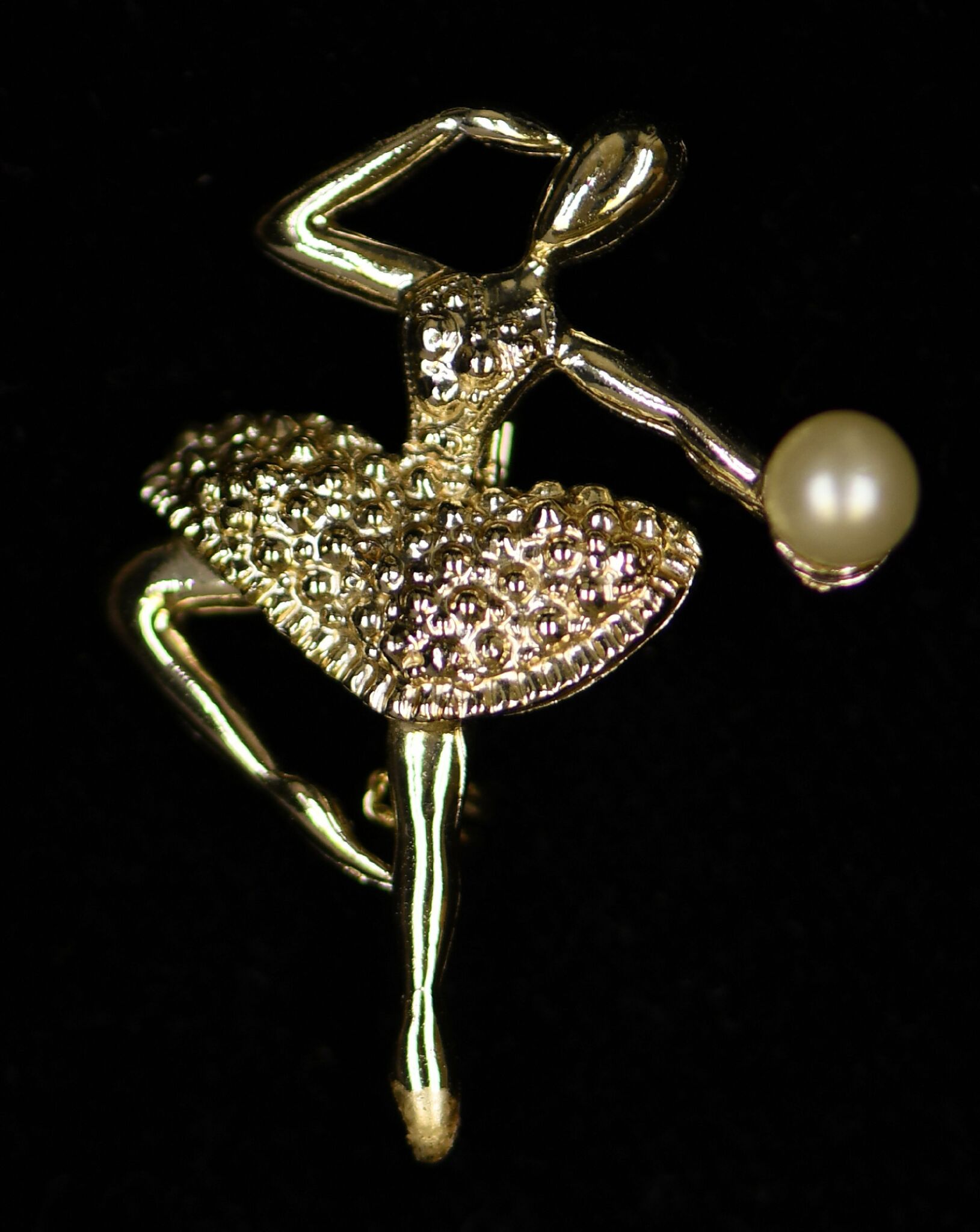 Ballet Pin / Épingle de ballet 108