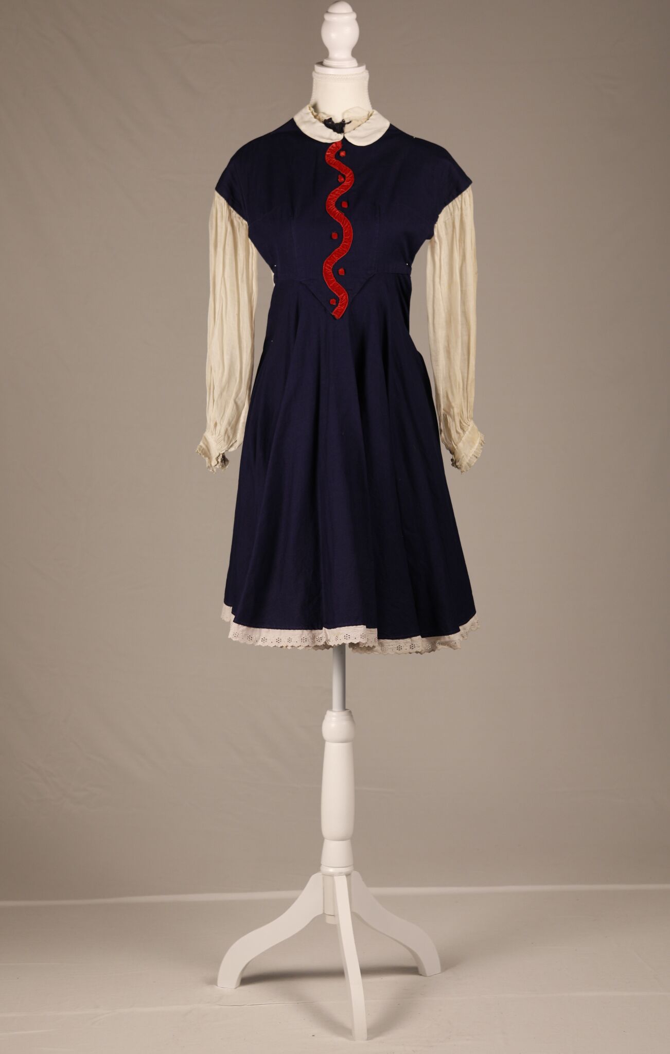 "Nutcracker" Party Guest Dress / Robe d'invité de fête 13 (1947)